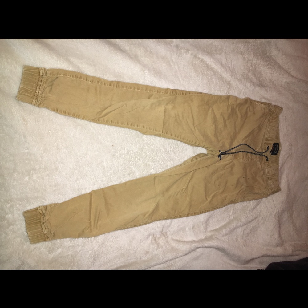 American Eagle joggers